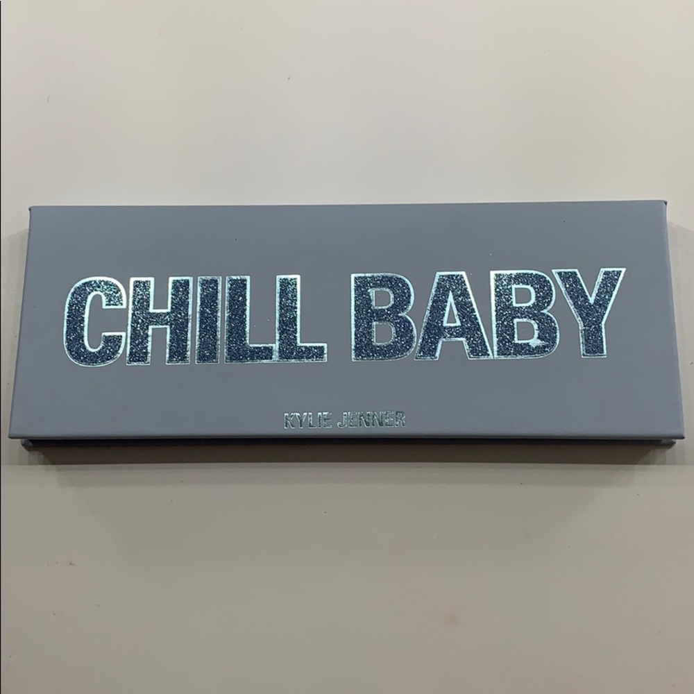 Chill Baby Eyeshadow Palette